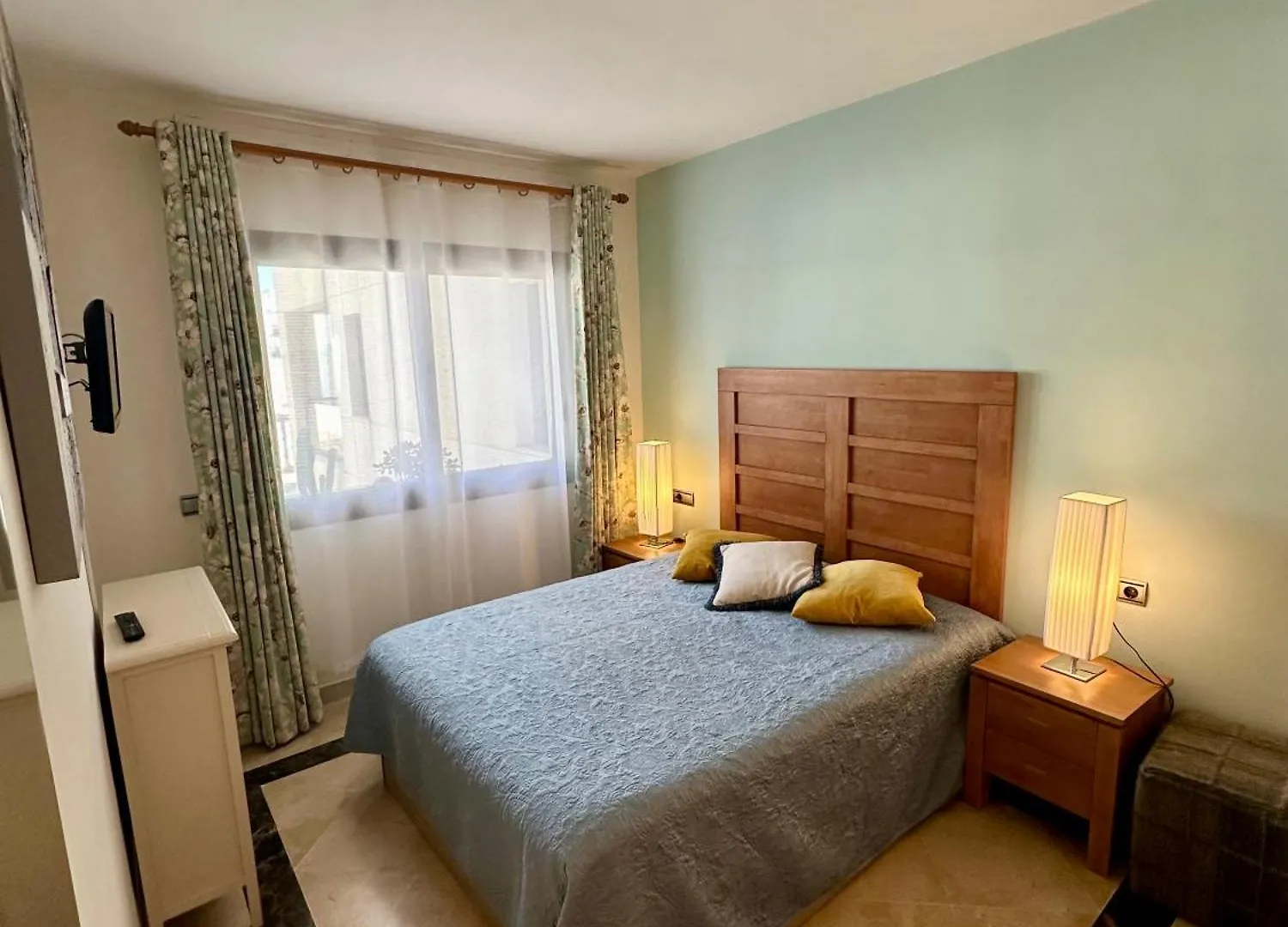 Apartment La Duquesa Port & Beach Retreat 212 Manilva